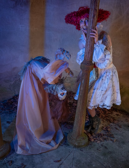 Prekliata dáma animovaná 130 cm