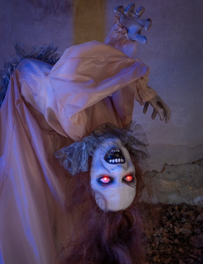 Prekliata dáma animovaná 130 cm