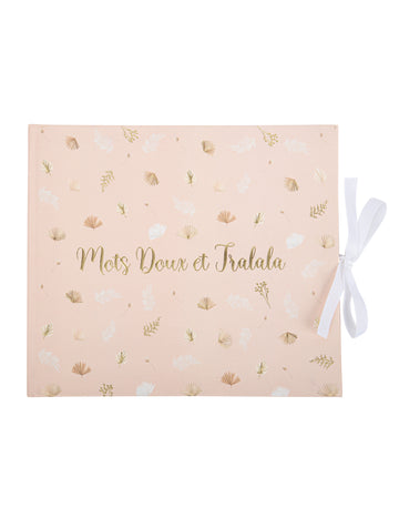 Boho kniha hostí v červeno-zlatej farbe, 68 strán so stuhou