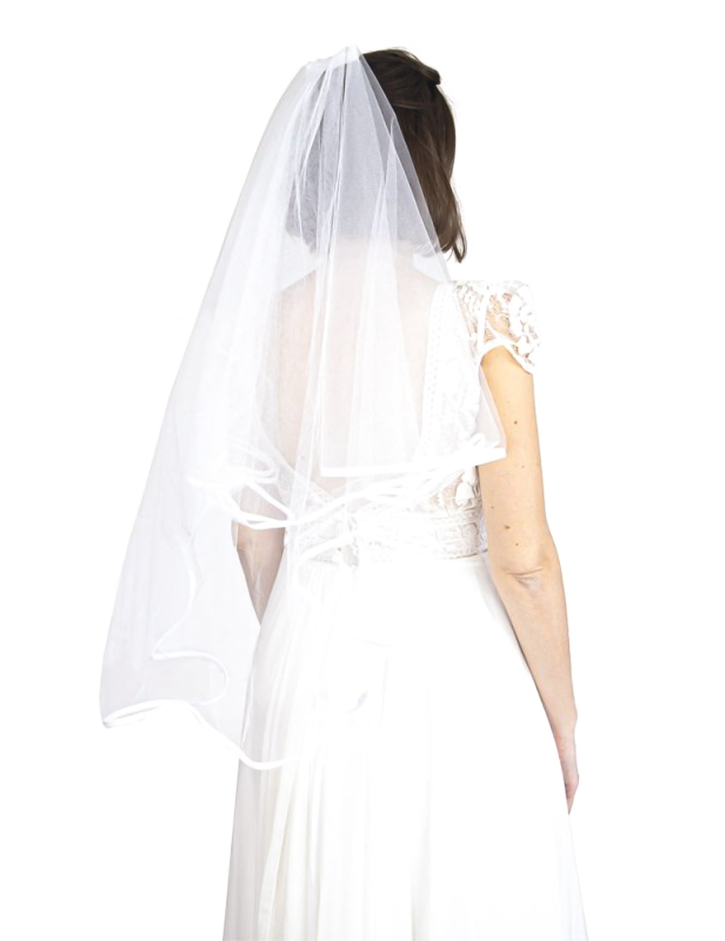 Dlhý biely svadobný závoj
