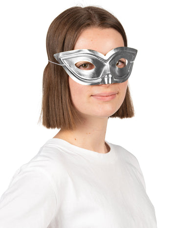 Dospelý brilantný strieborný vlk