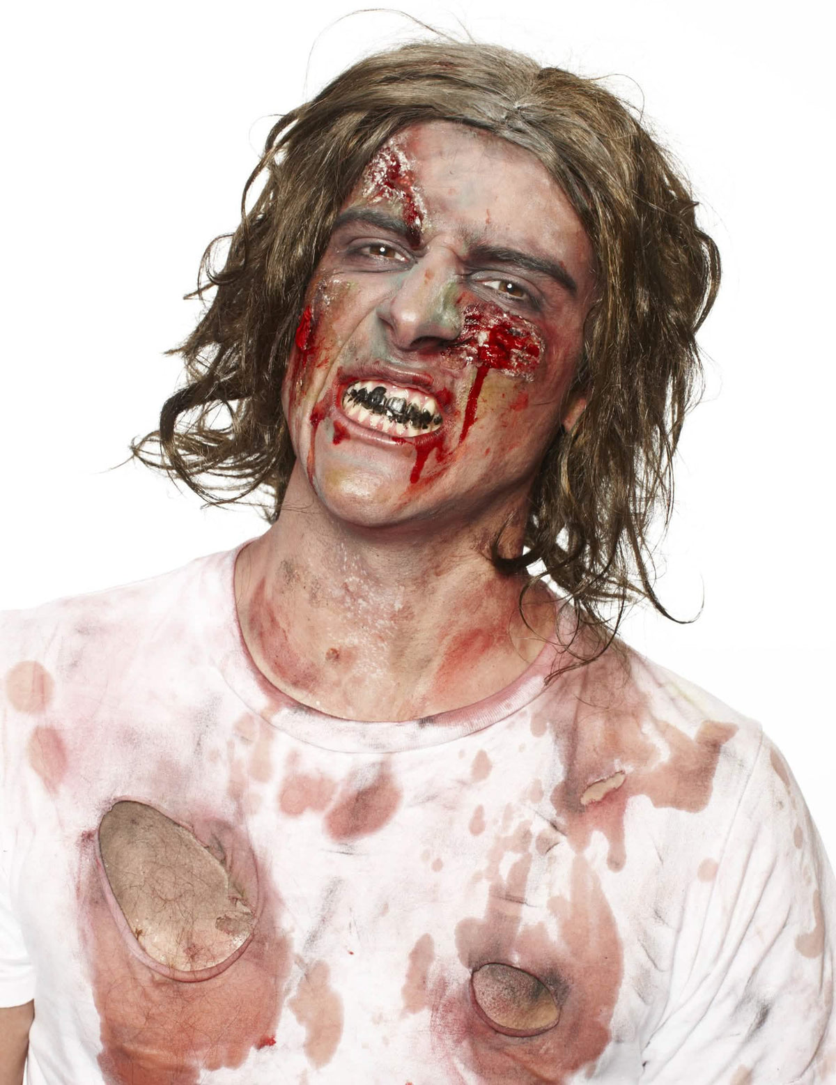 Pohľad spredu na zombie postavu z bielej tekutej latexovej líčidlá pre dospelého