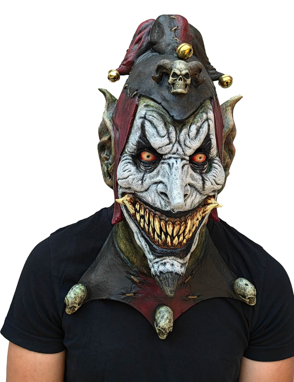 Mise en situation du masque d'arlequin malfaisant pour adulte