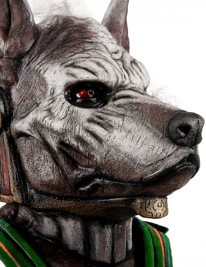 Celotvárová maska príšery s hlavou dospelého psa