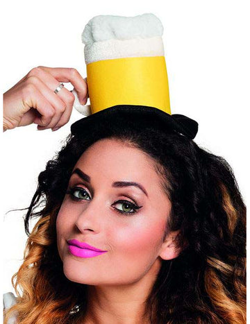 Mini dospelý klobúk s hrnčekmi na pivo