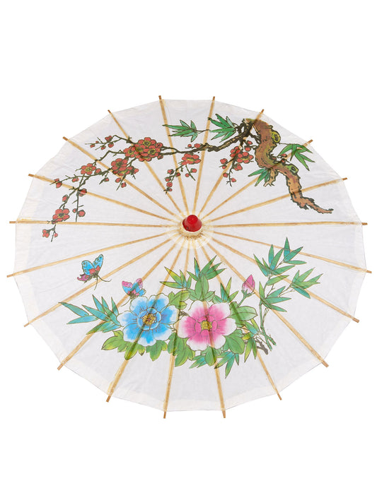 Vue de dessus de l'ombrelle chinoise blanche à motifs de fleurs et papillons