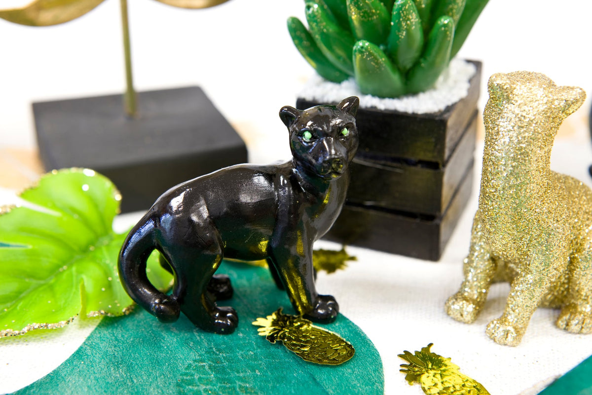 Panthère en résine thème jungle pour décoration noire