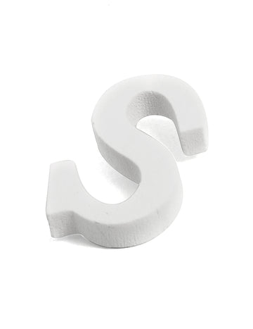 Malé biele drevené písmeno s 5 cm výzdoba na párty