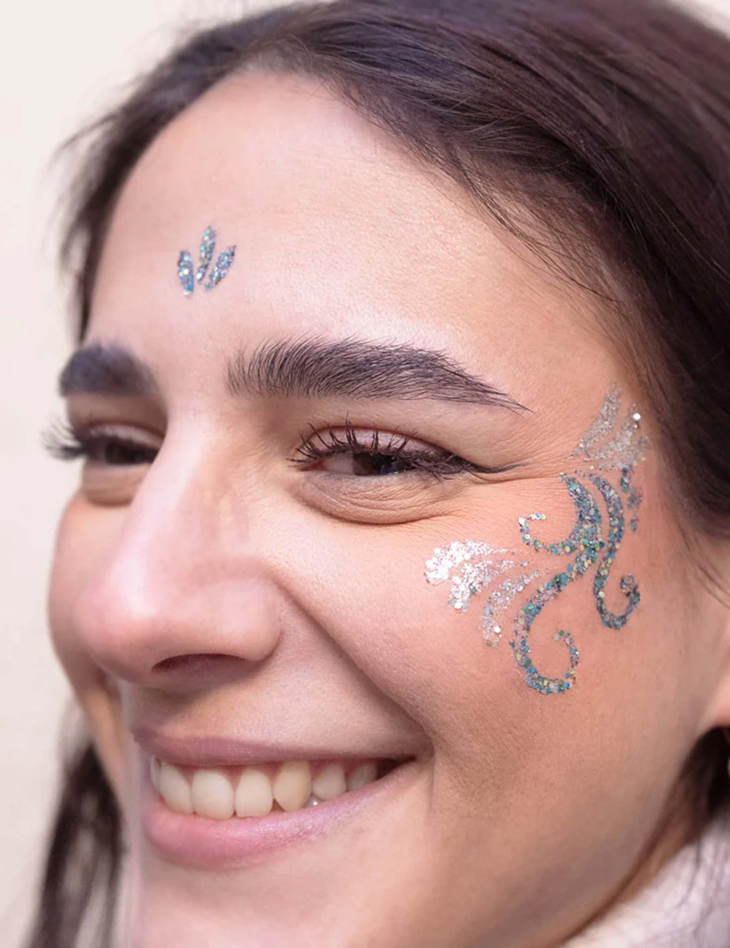 Opakovane použiteľná make -up šablón arabesque