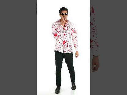 Krvavý muž v bielej košeli