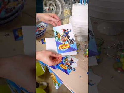 8 pozvánok Liga spravodlivosti™ s obálkami 10x16 cm