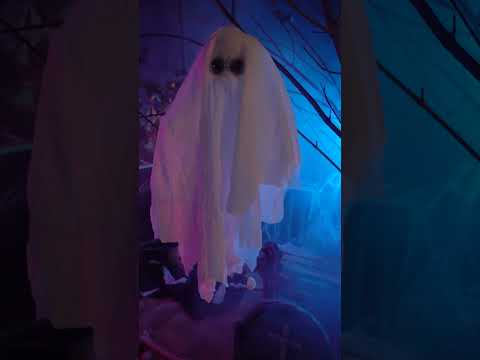 Fantôme tremblant à suspendre animé et musical 48 cm