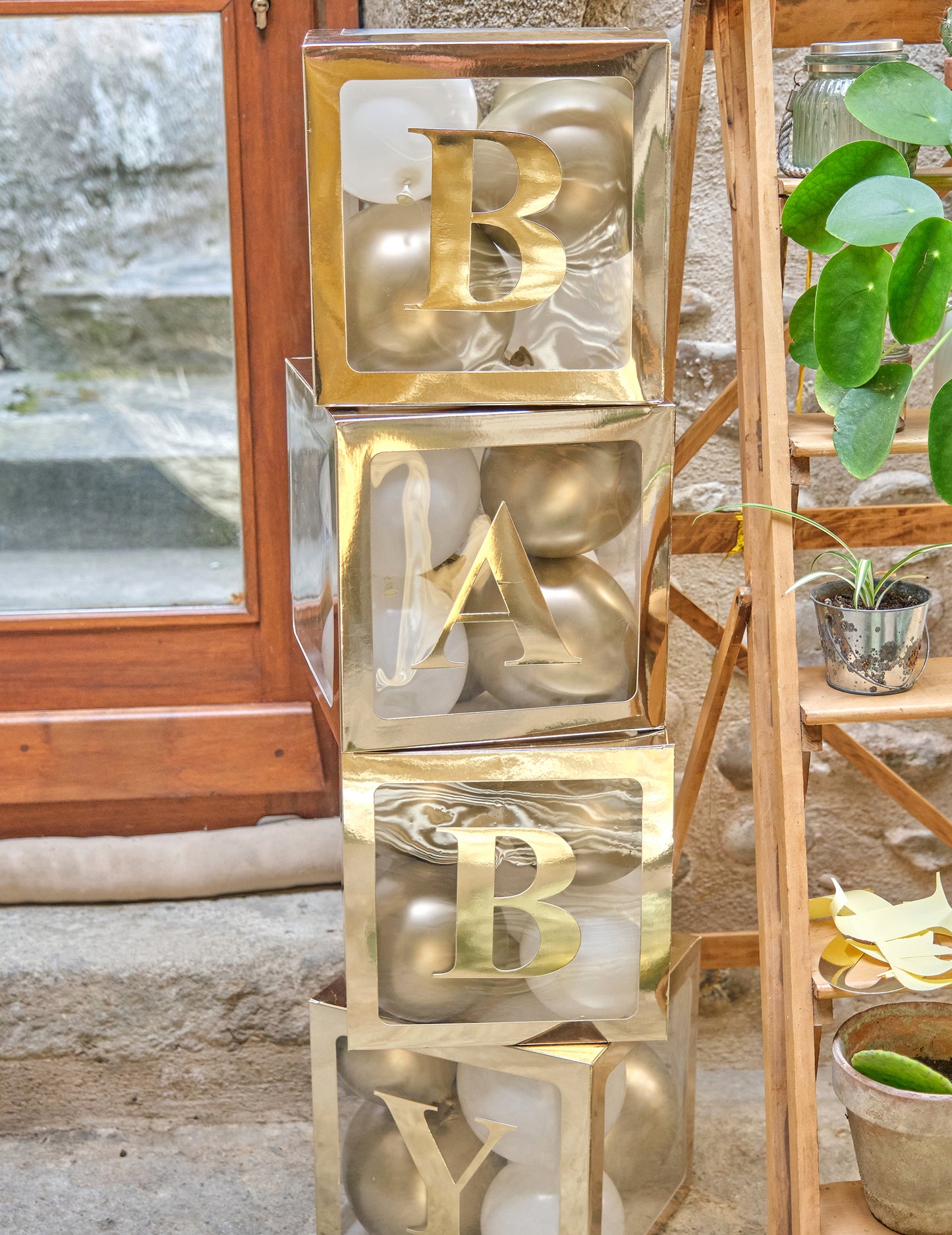 Nálepky baby zlaté písmená 15 cm na baby shower 