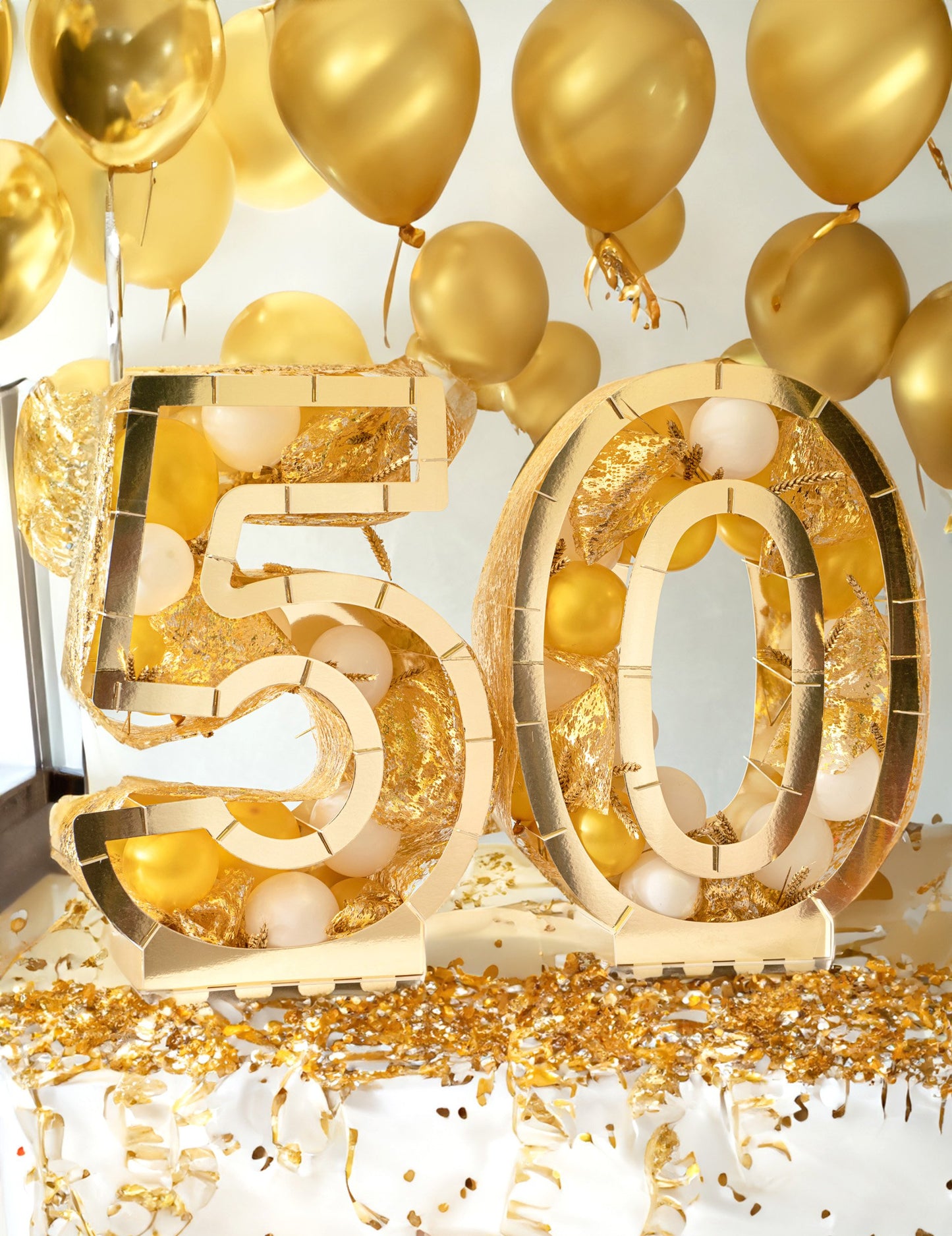 Štruktúra zlatého čísla pre balóny 64 cm kartón