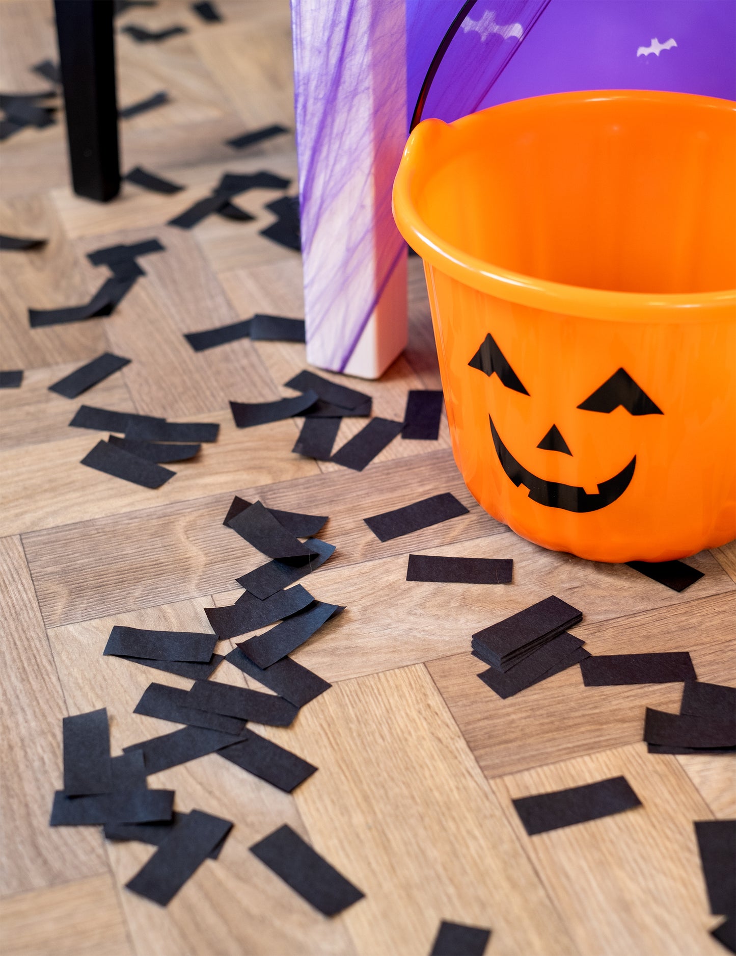 Čierny obdĺžnik obdĺžnikovej trubice 27 cm