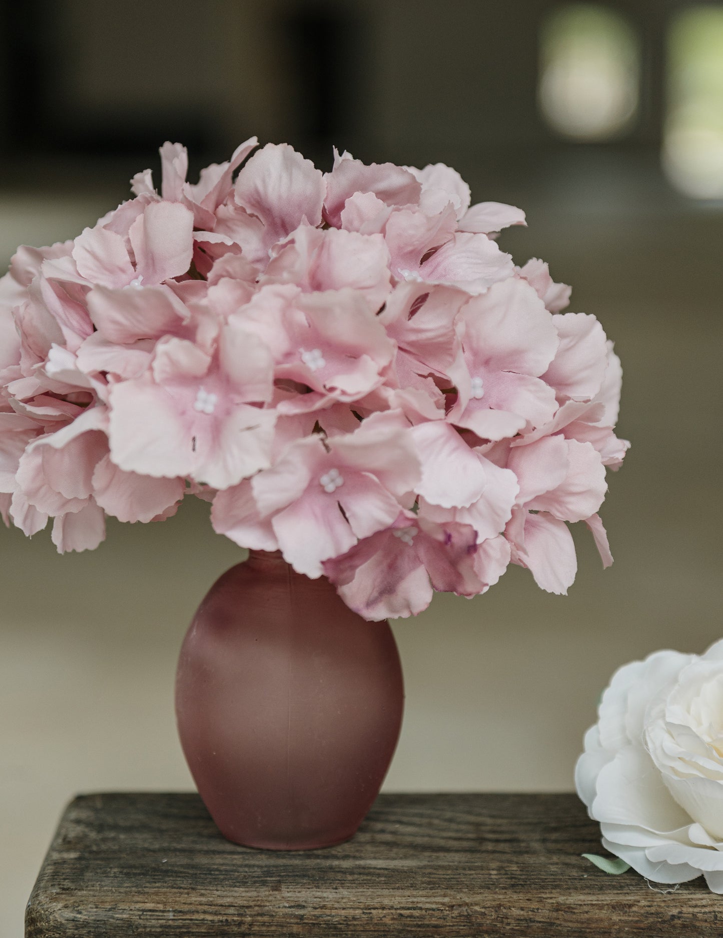 Váza z ružového skla, 150 ml, matná povrchová úprava