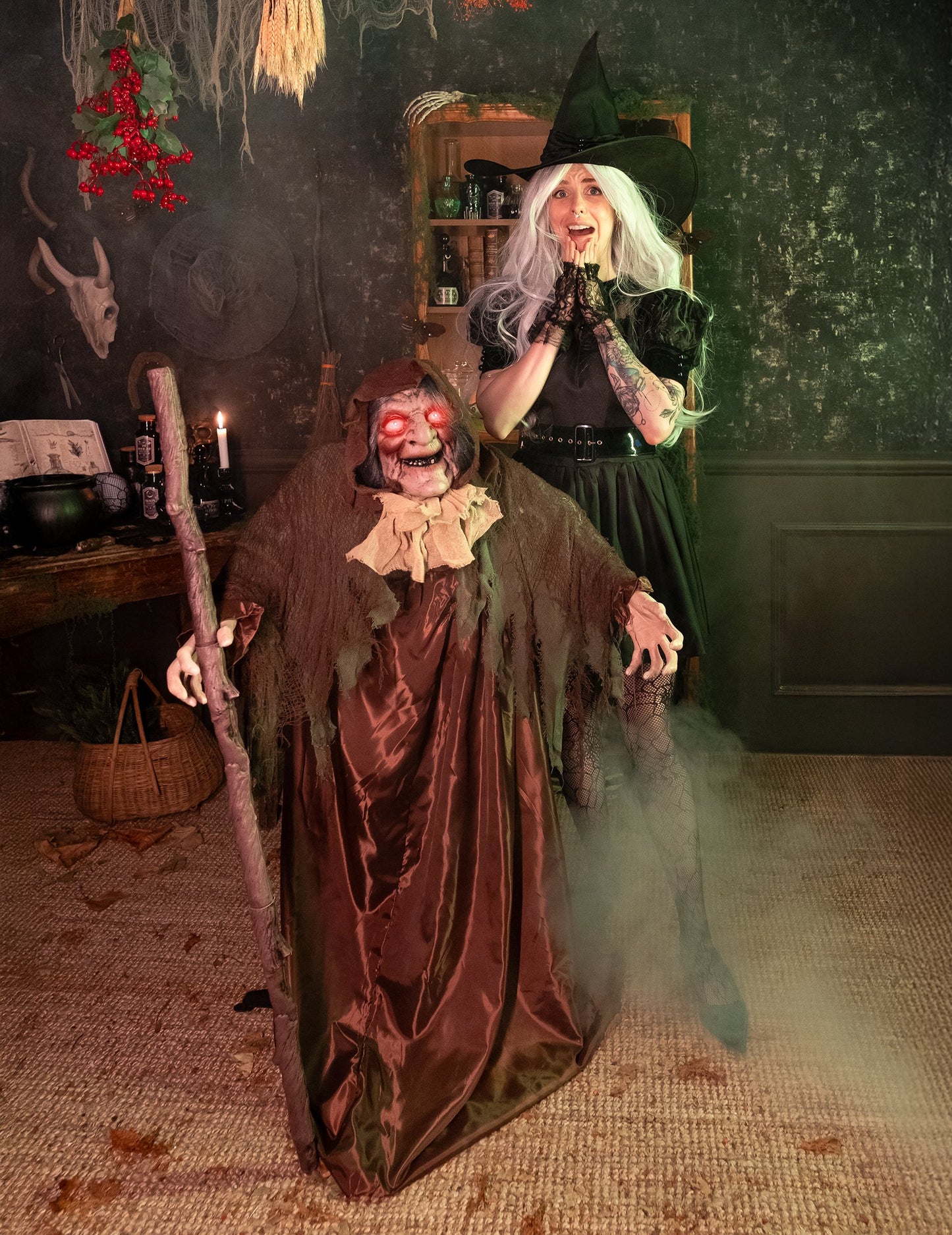 Stará animovaná čarodejnica 110 cm