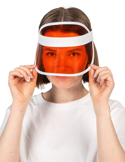 Vue de face de la visière joueur de poker